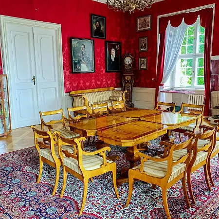 Zamek Krolewski W Rydzynie