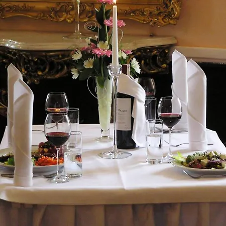 Zamek Krolewski W Rydzynie 3*