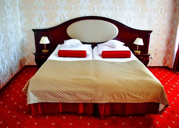 Zamek Krolewski W Rydzynie Hotel