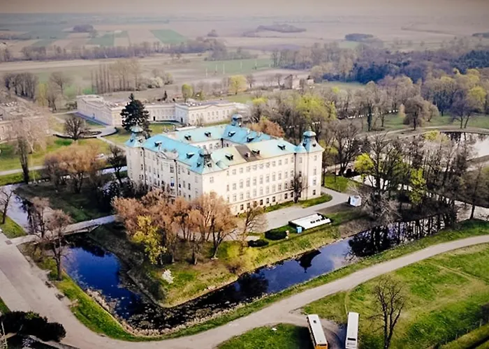 Hotell Zamek Krolewski W Rydzynie 3*