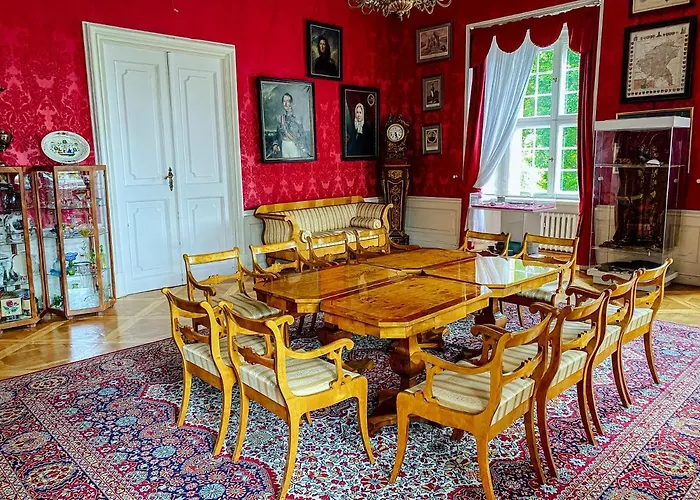 Zamek Krolewski W Rydzynie