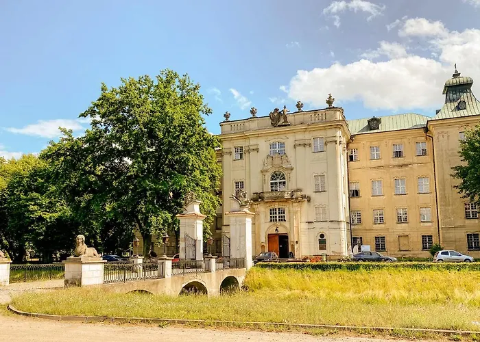 Zamek Królewski W Rydzynie Rydzyna