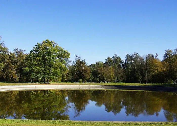 Zamek Krolewski W Rydzynie Hotel Rydzyna